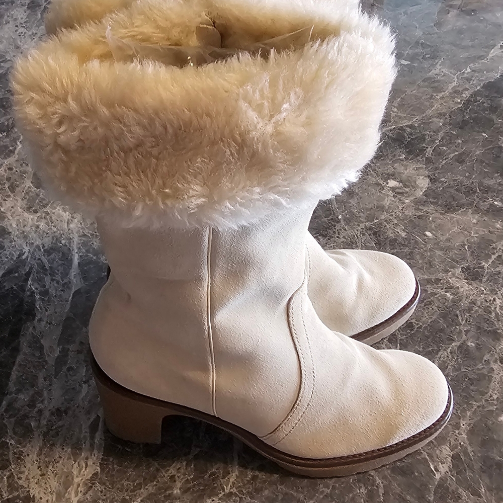 SPORTO Waterproof Insulated Cream Faux Fur Winter Boots 6.5